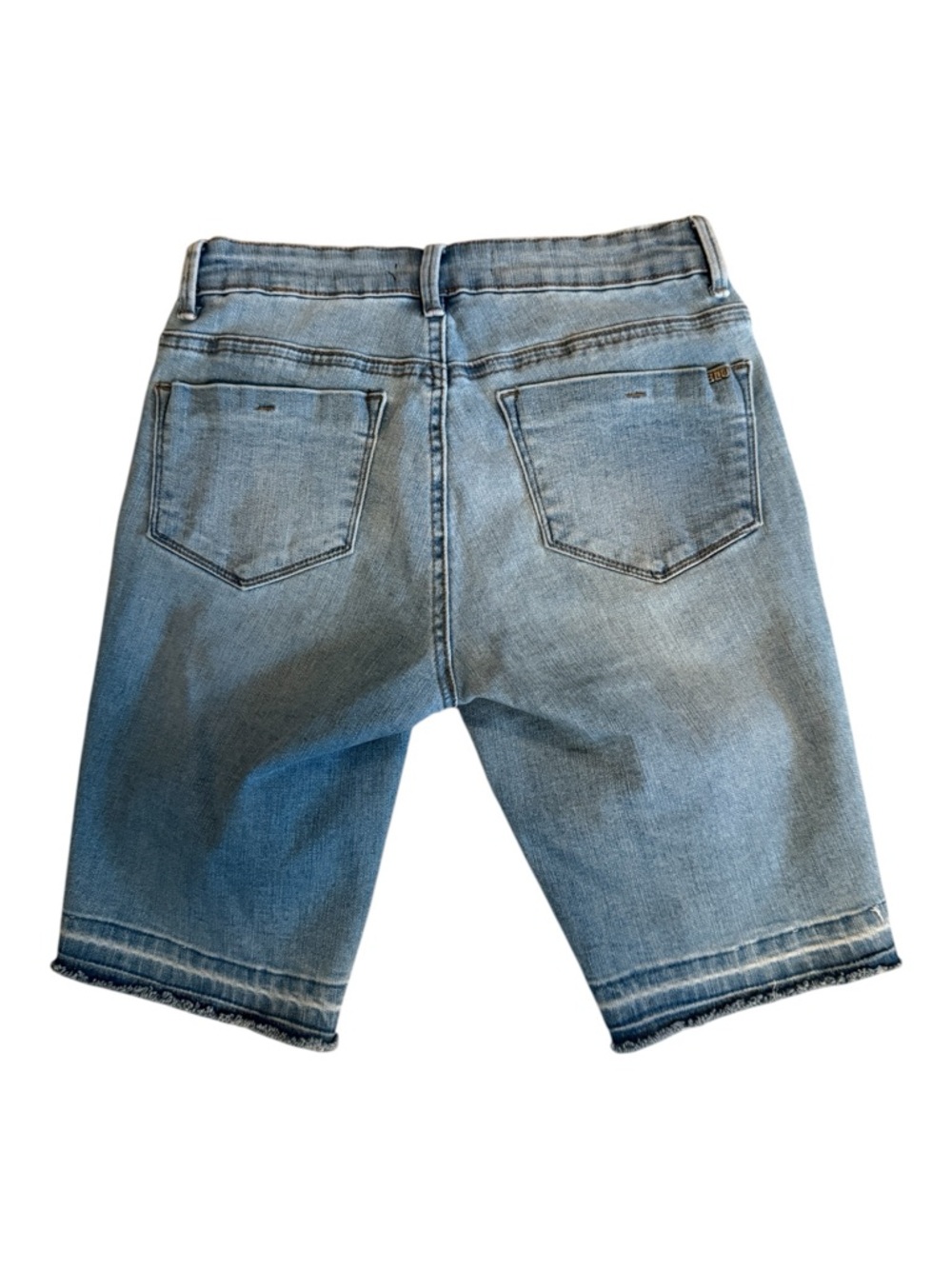 Tractr Light Blue Floral Embroidered Denim Shorts - Picture 4 of 4